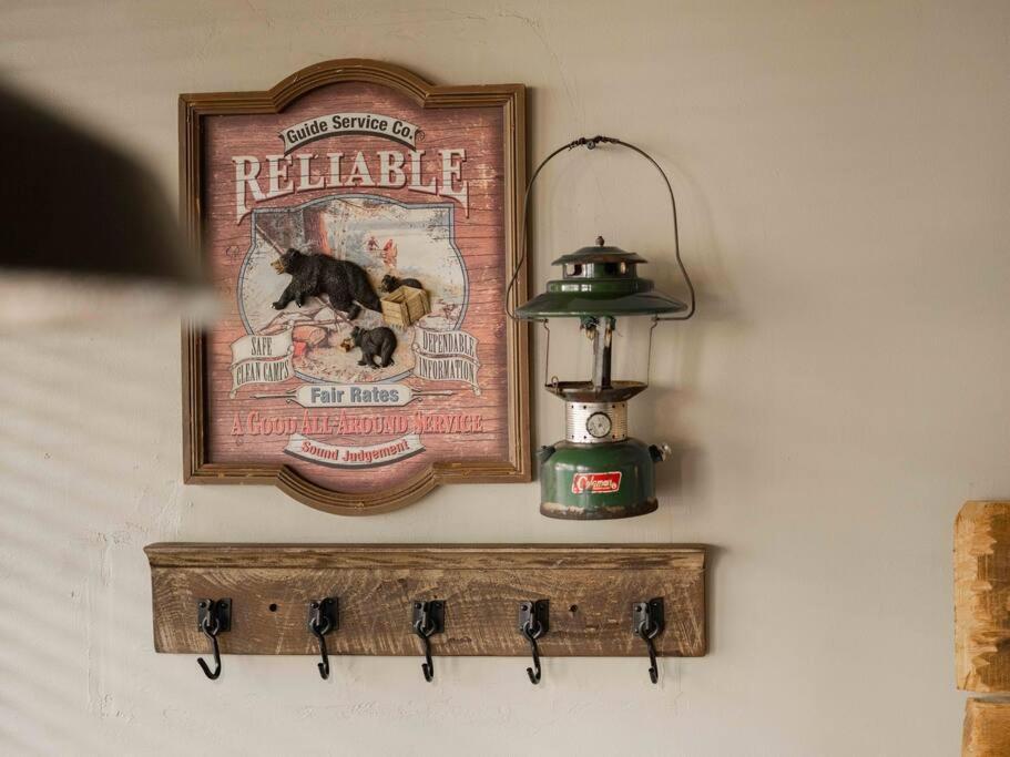 Stonegate Lodge King Bed Wifi Roku Tv Salt Water Pool Room #203 Eureka Springs Εξωτερικό φωτογραφία